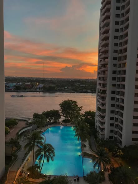Riverine Place Hotel and Residence