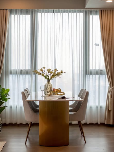 room interior and bathroom of วิสซ์ดอม เดอะ ฟอเรสเทียส์