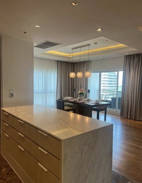 kitchen of Royal Residence Park