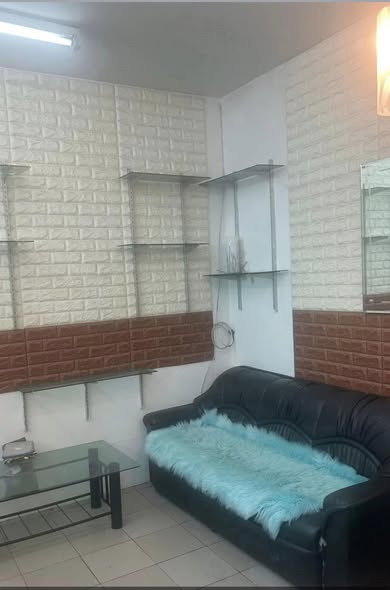 Royal Tower condominium 3