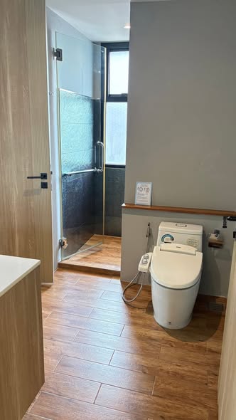 bathroom of Royce Private Residences