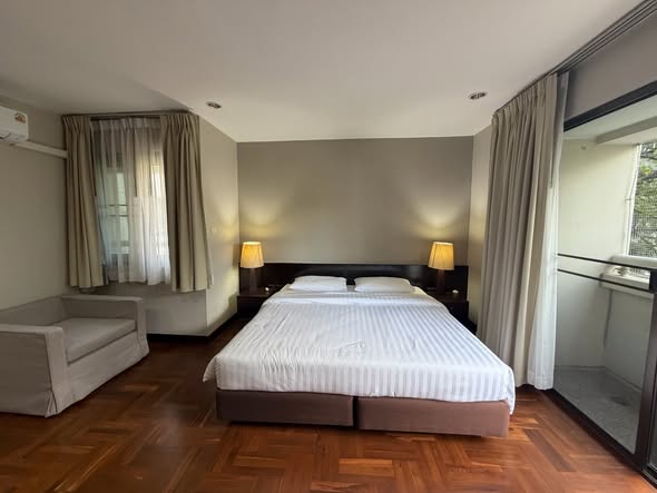 bedroom of Royce Private Residences