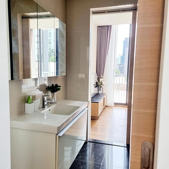 room interior and bathroom of Royce Private Residences
