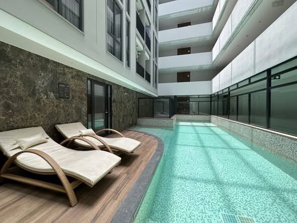 pool of Runesu Thonglor 5 (รูเนะสุ ทองหล่อ 5)