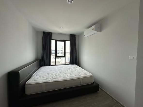 bedroom of Rye Condo Huamak