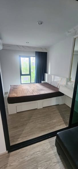 bedroom and room interior of Rye Condo Huamak