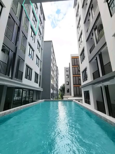 pool of Rye Condo Huamak