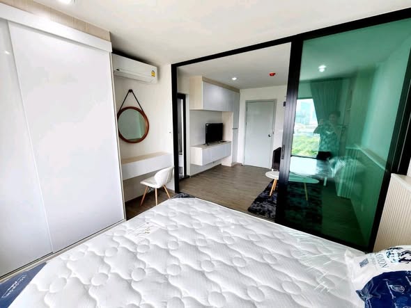 bedroom and room interior of RYE Condo Sukhumvit 101/1