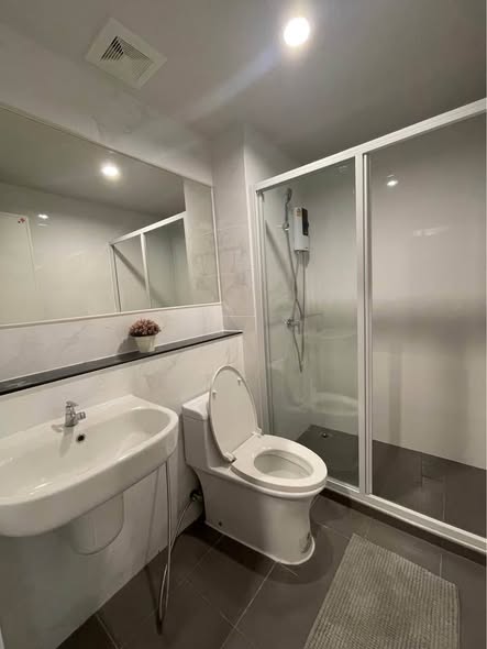 room interior of RYE Condo Sukhumvit 101/1