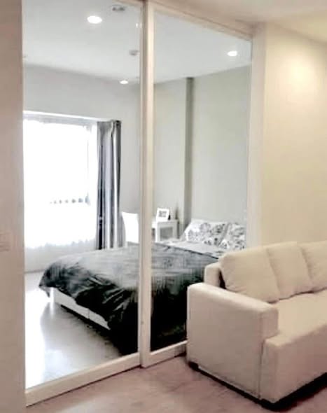 bedroom and room interior of S1 Rama 9 Condominium