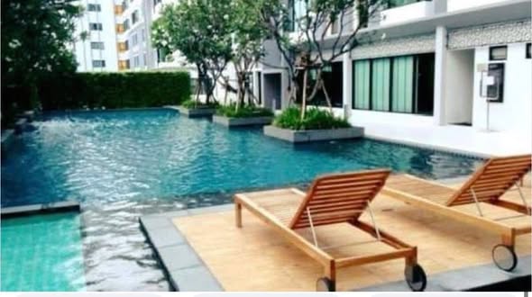 pool of S1 Rama 9 Condominium