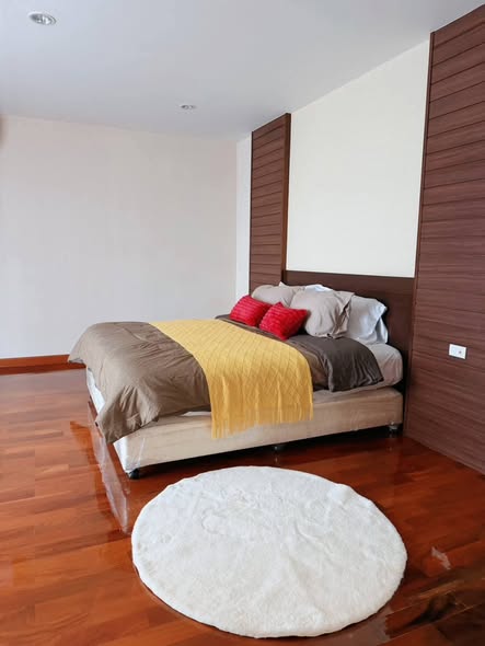 bedroom of S24 Penthouse