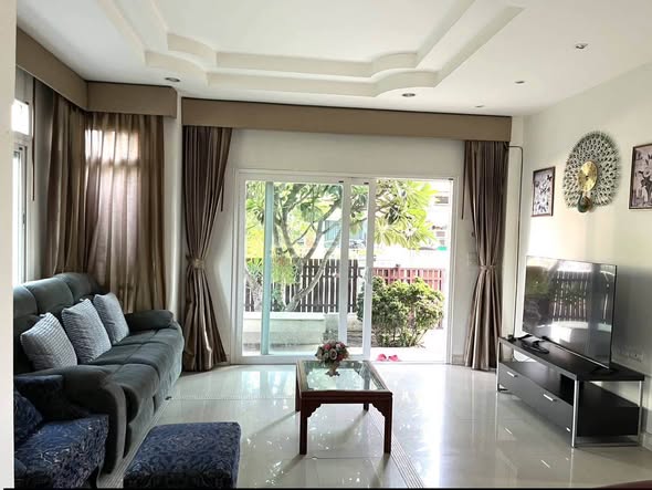 bedroom and living room of Saransiri Ramintha 2