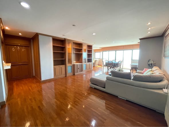 living room and room interior of Sathorn Gardens