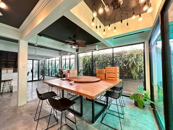 room interior of Sathorn Seven Residence