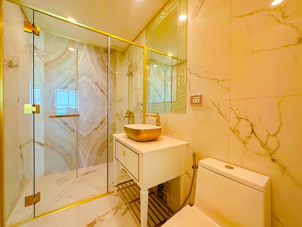 bathroom of Sea View Beachfront Condos Pattaya Jomtien Beach
