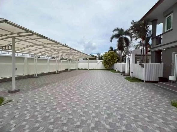 Serenity Jomtien Pool Villas