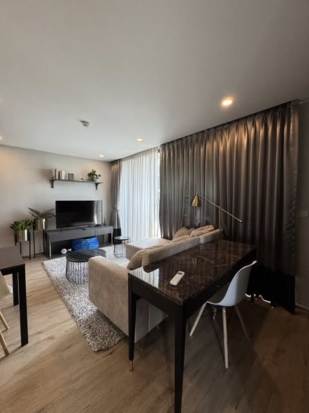 bedroom and living room of Serio Sukhumvit 50