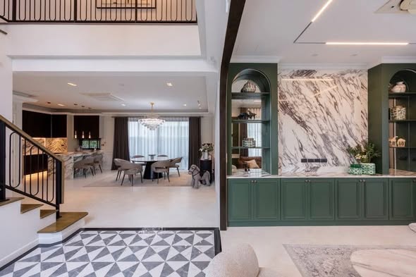 living room and kitchen of Setthasiri Bangna KM.10