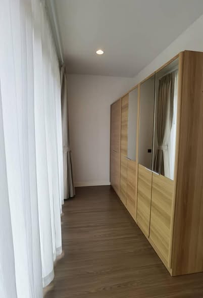 bedroom and room interior of Setthasiri Krungthep Kreetha 2