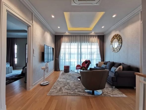 bedroom and living room of เศรษฐสิริ พหล-วัชรพล Setthasiri Phahol – Watcharapol
