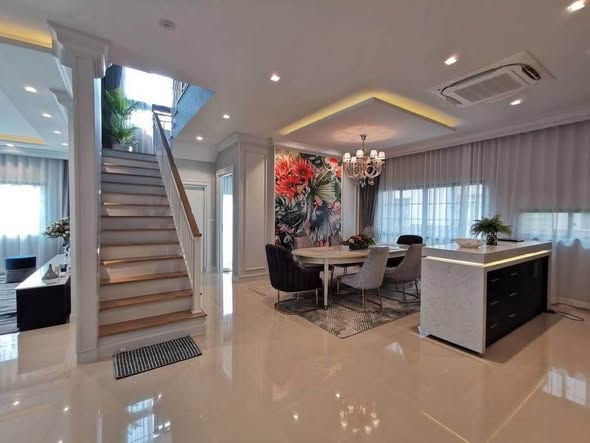 living room of เศรษฐสิริ พหล-วัชรพล Setthasiri Phahol – Watcharapol