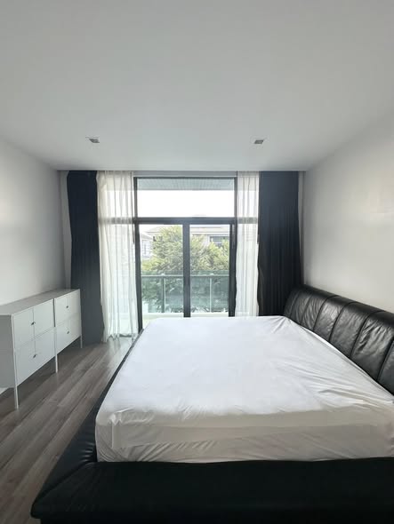 bedroom of Setthasiri Srinakarin – Rama 9