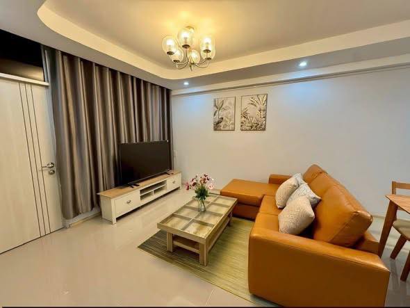 bedroom and living room of Siam Condominium