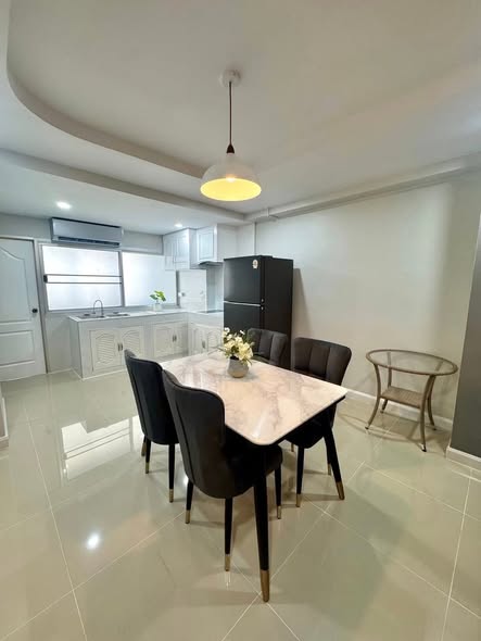 room interior of Siam Condominium