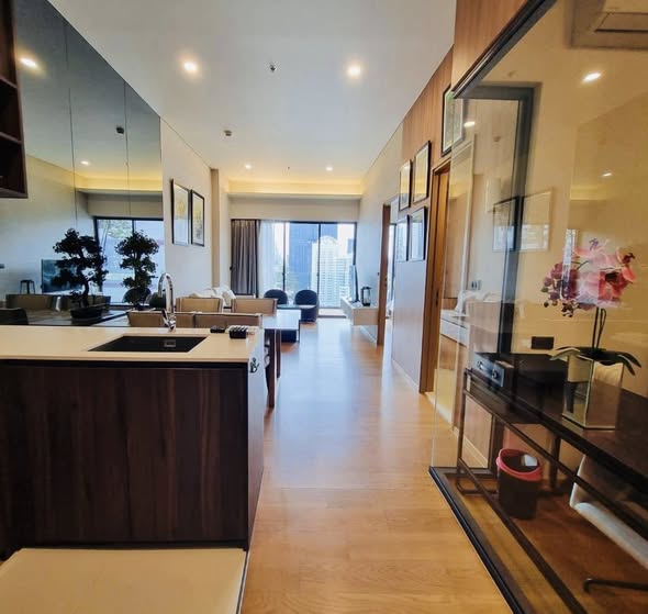 living room and room interior of Siamese Exclusive 31