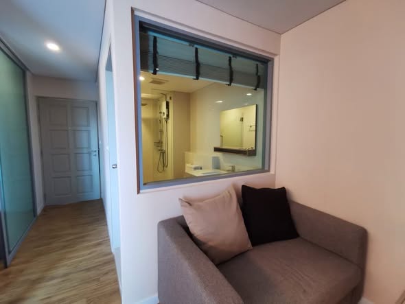room interior of Siamese Nang Linchi Condo