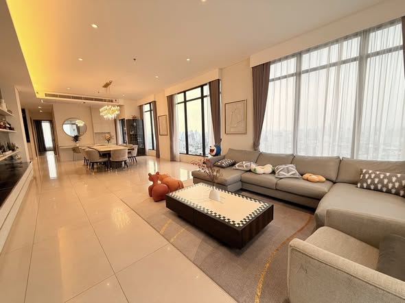 bedroom and living room of Siamese Sukhumvit 48 ไซมิส สุขุมวิท 48