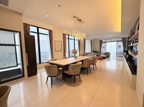 living room and room interior of Siamese Sukhumvit 48 ไซมิส สุขุมวิท 48