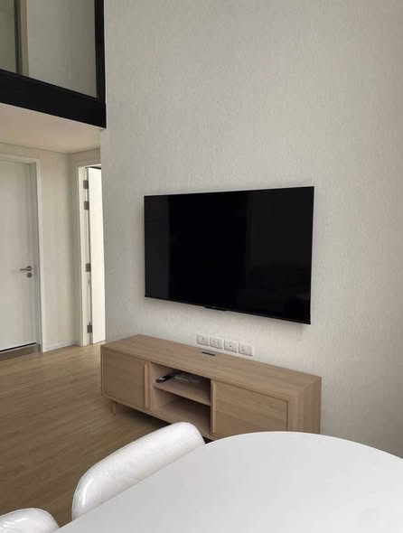 living room and room interior of Siamese Sukhumvit 48 ไซมิส สุขุมวิท 48