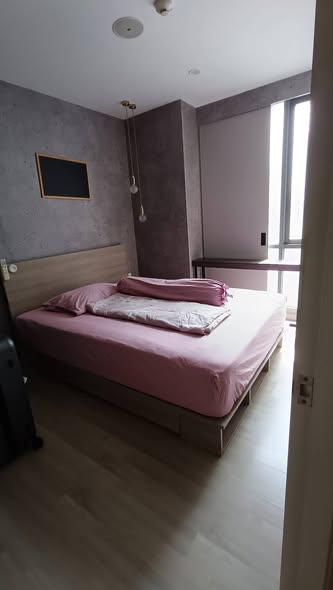 bedroom of Sign Condo Sukhumvit 50