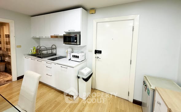 Silom Suite Condominium