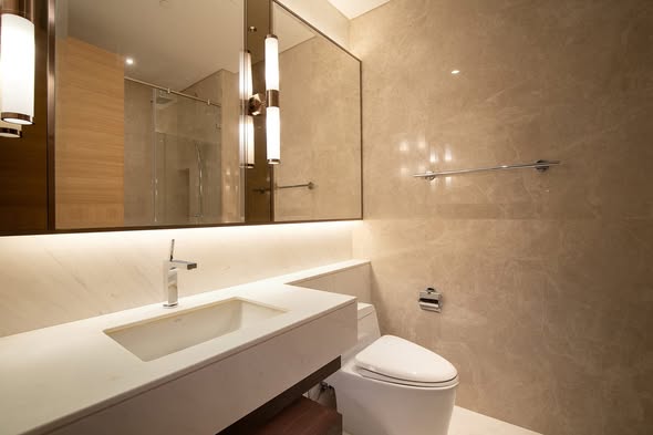 bathroom of Sindhorn Residence