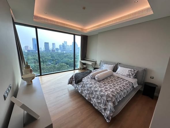 bedroom of Sindhorn Tonson
