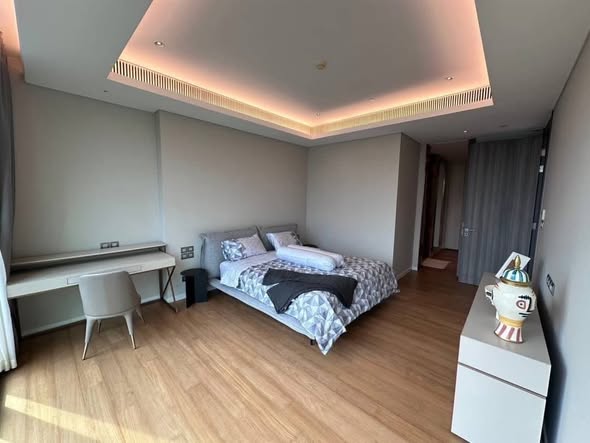 bedroom of Sindhorn Tonson