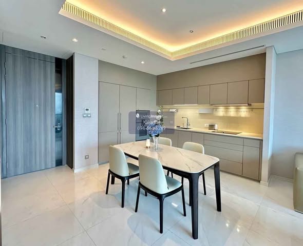 Sindhorn Tonson