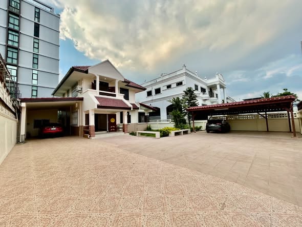 Single’s House​ บ้านคนโสด