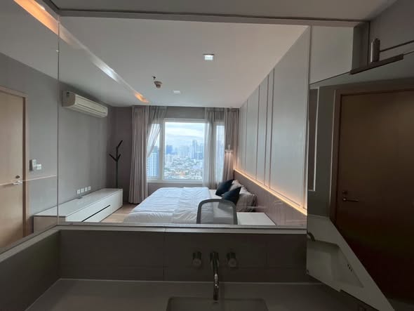 bedroom of Siri at Sukhumvit