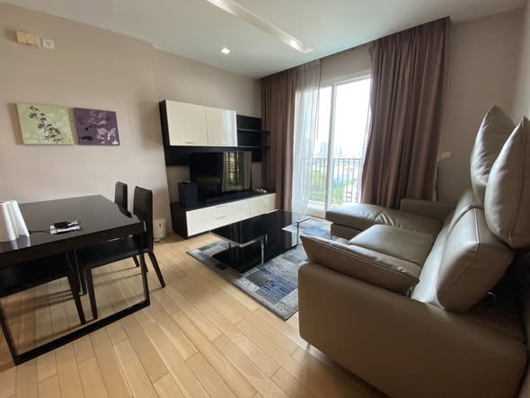 living room and bedroom of Siri at Sukhumvit