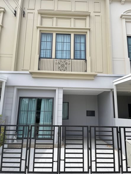 สิริ เพลส เมกาบางนา Siri Place Mega-Bangna