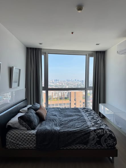 bedroom of Sky Walk Residences