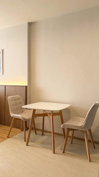 room interior of Skyrise Avenue Sukhumvit 64
