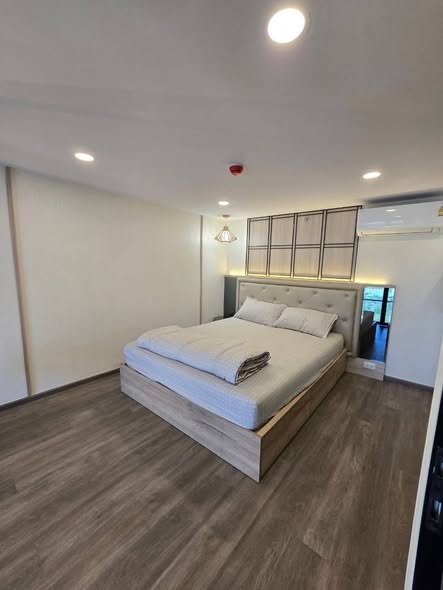 bedroom of So Origin Kaset Interchange