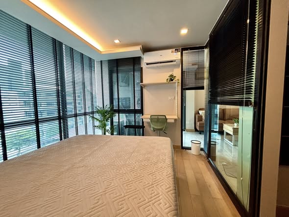 bedroom and room interior of Socio Ruamrudee