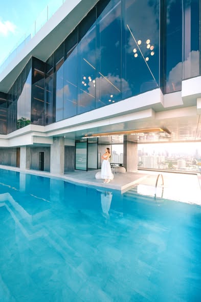 pool of SOHO​ BANGKOK​ RATCHADA​
