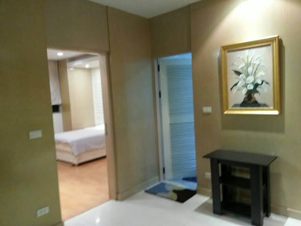 bedroom of St Louis Grand Terrace